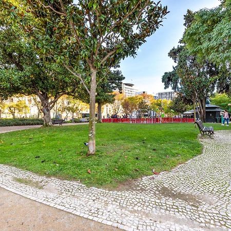 Guestready - Saldanha Building Garden Apartment ลิสบอน ภายนอก รูปภาพ