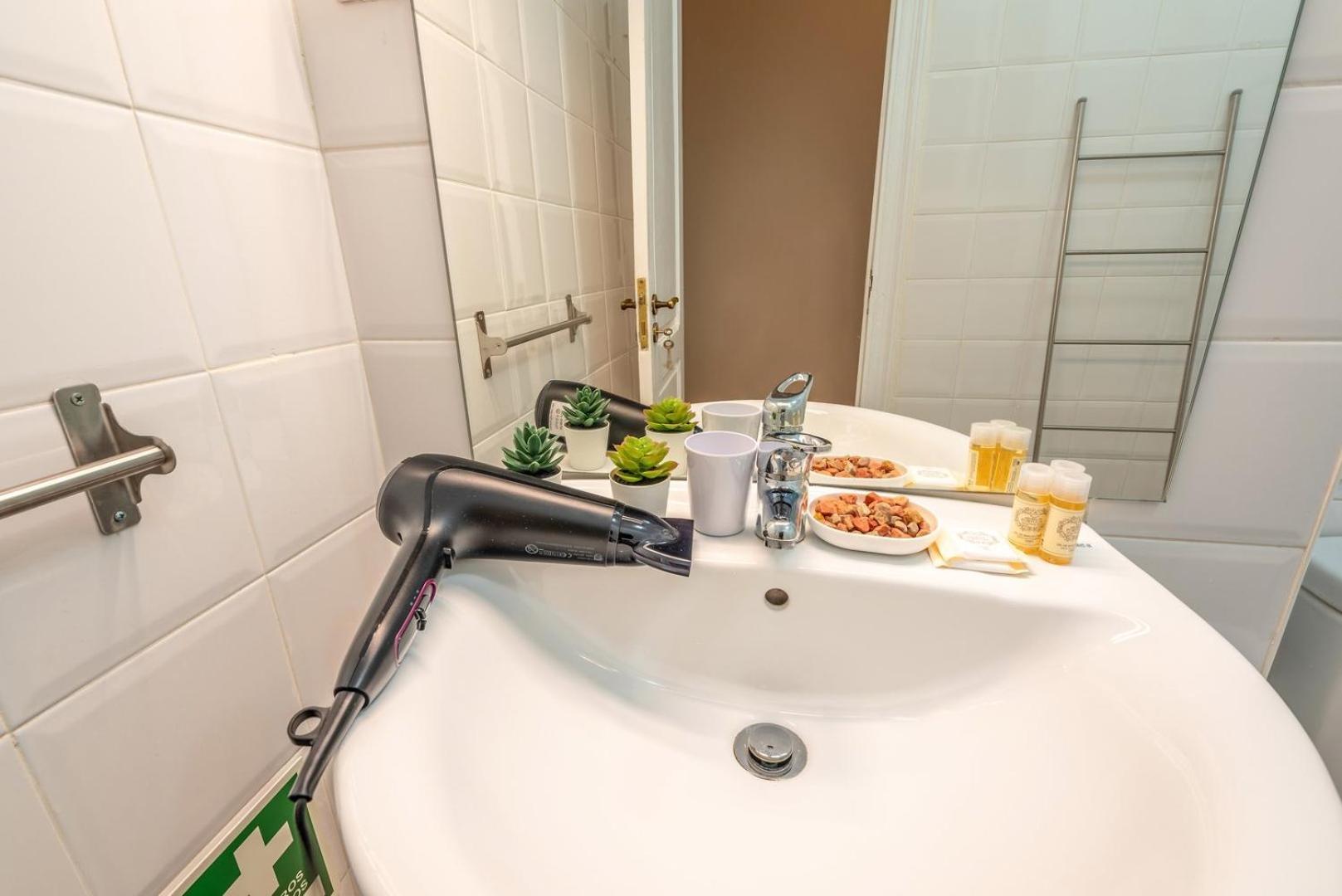 Guestready - Saldanha Building Garden Apartment ลิสบอน ภายนอก รูปภาพ